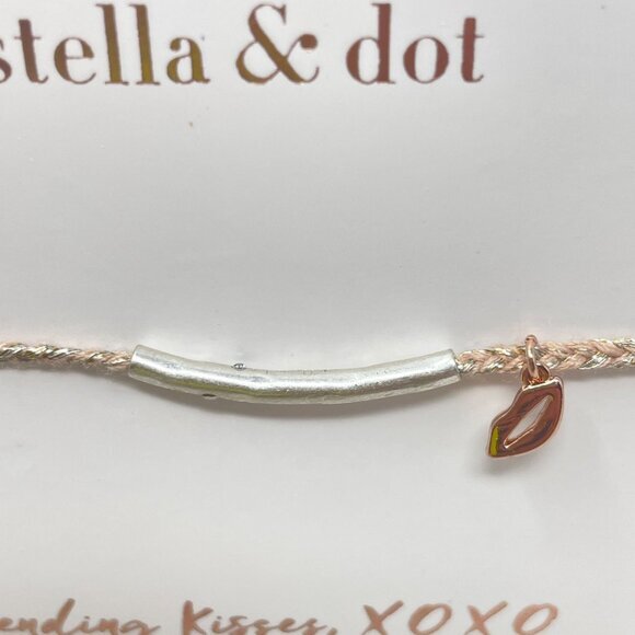 Stella & Dot Wishing Bracelet Sending Kisses Lips‎ Silver-Tone New Gift - Picture 4 of 6